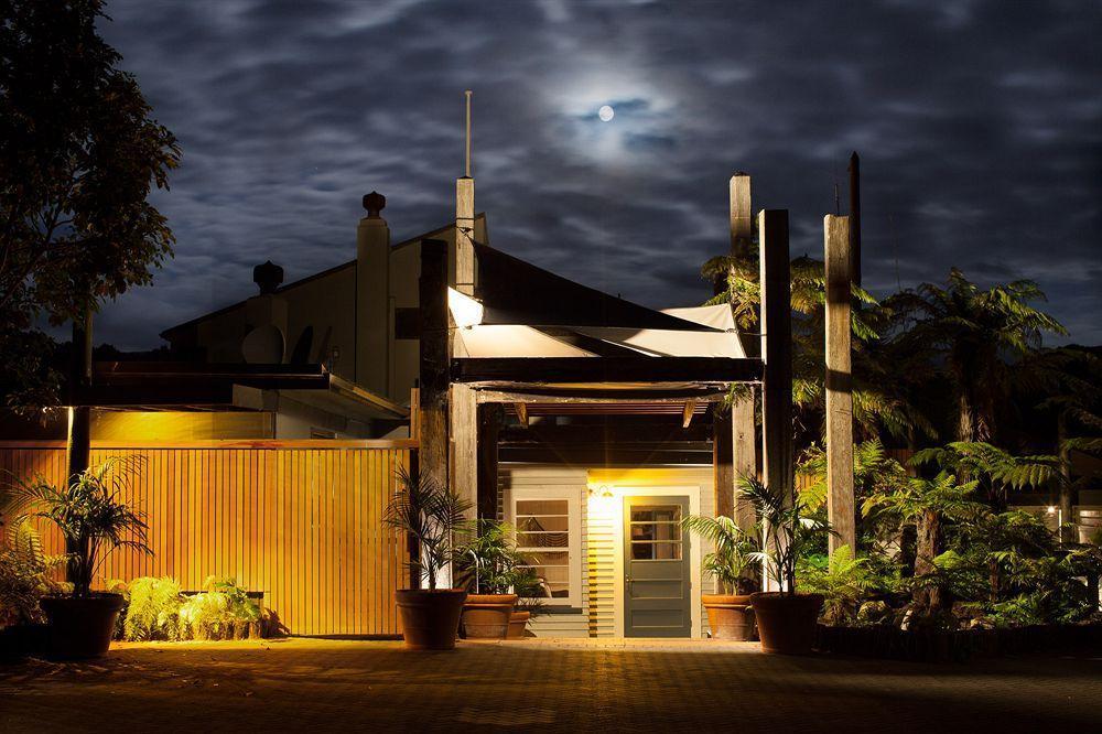 Solitaire Lodge *